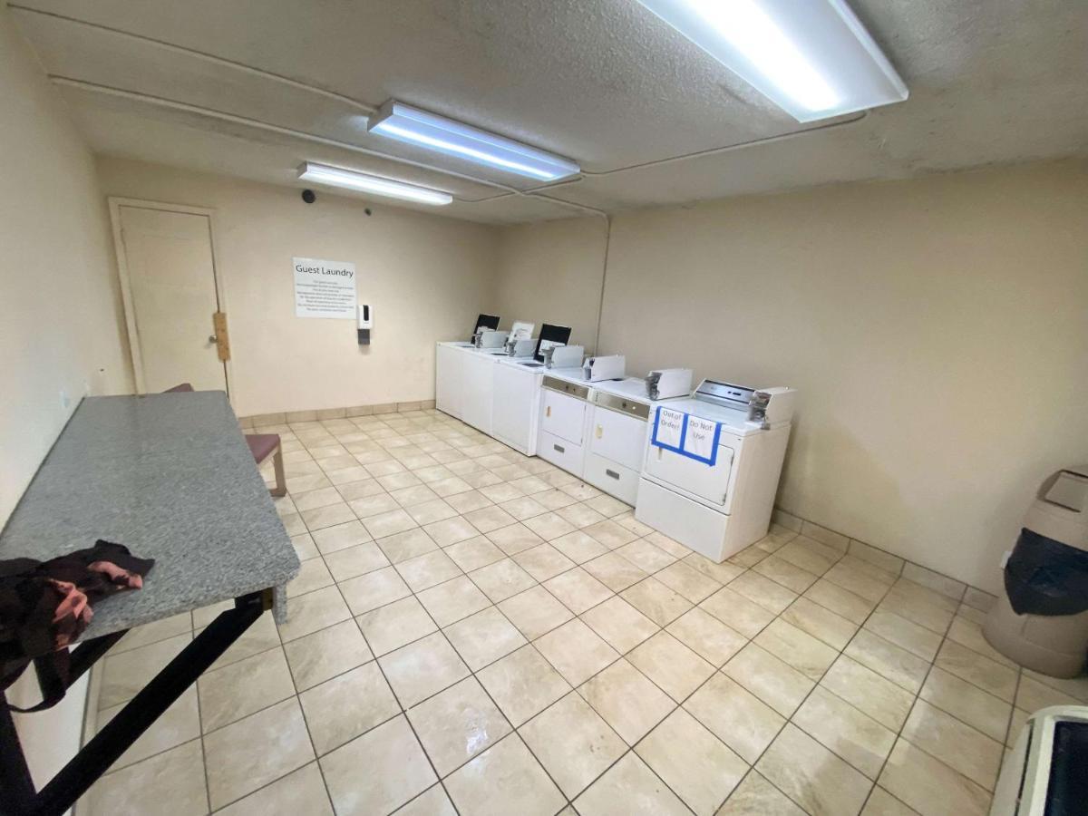Motel 6 Oklahoma City Ok Fairgrounds West Экстерьер фото