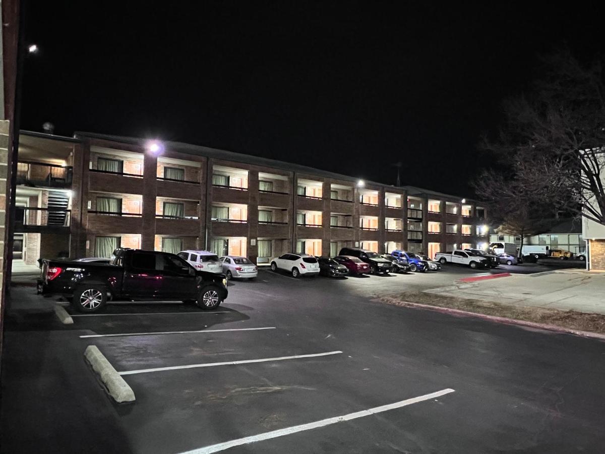 Motel 6 Oklahoma City Ok Fairgrounds West Экстерьер фото